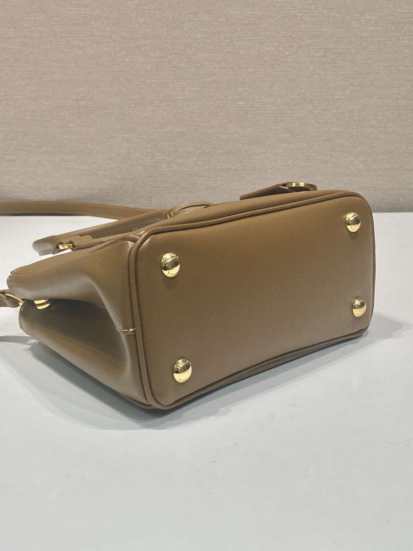 Prada 1BA906 Prada Galleria Saffiano leather mini-bag Natural