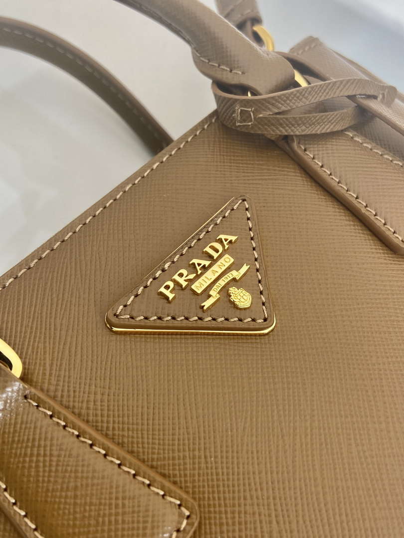 Prada 1BA906 Prada Galleria Saffiano leather mini-bag Natural