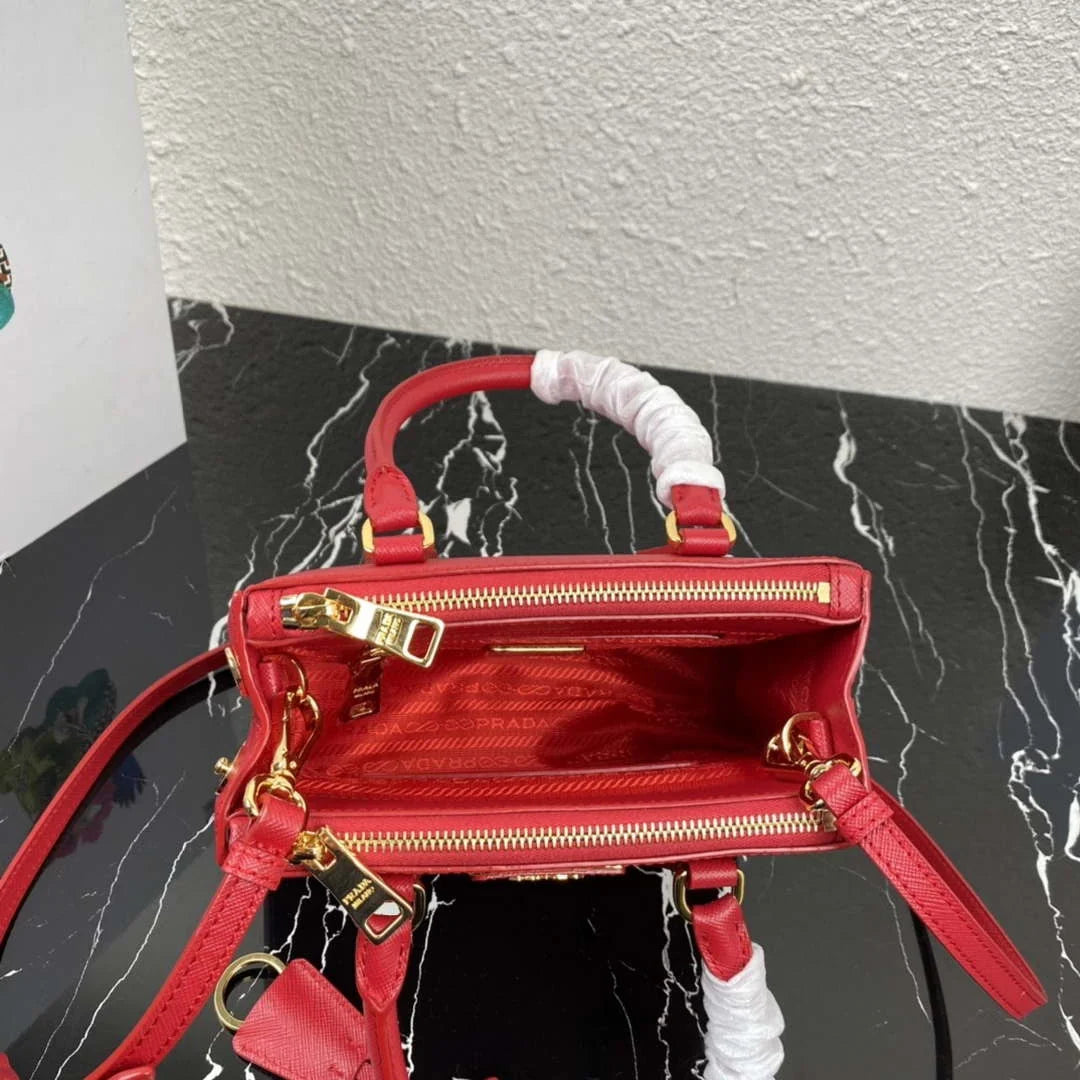 Prada 1BA906 Prada Galleria Saffiano leather mini-bag Red