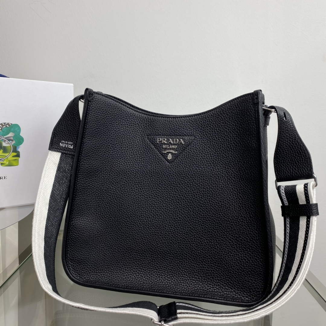 Prada Leather hobo bag 1BC073 In Black