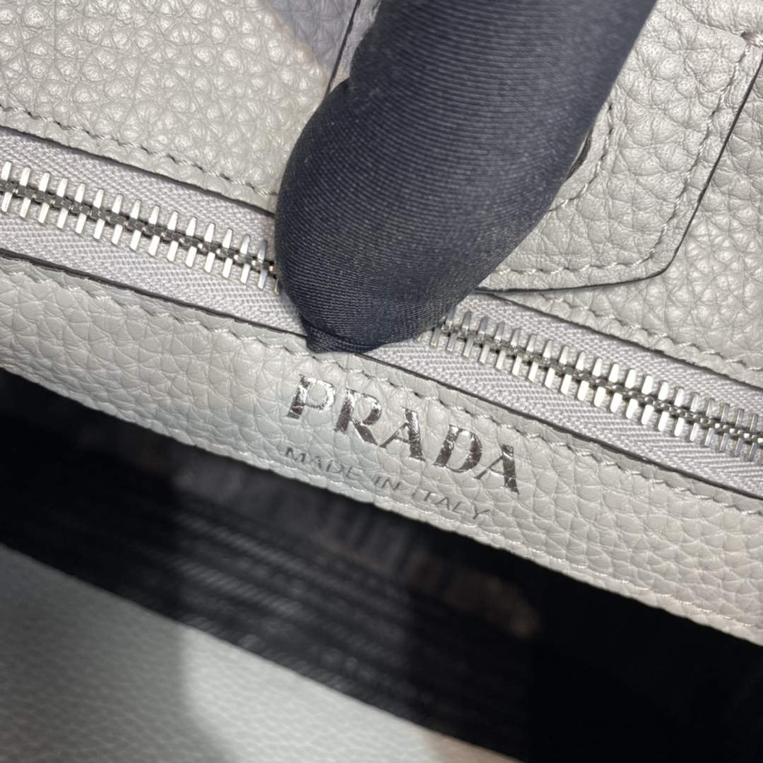 Prada Leather hobo bag 1BC073 Gray - Default Title - View 9