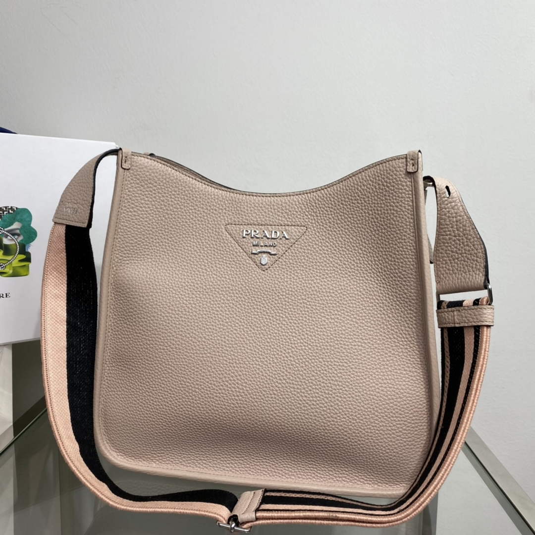 Prada Leather hobo bag 1BC073 In Pink