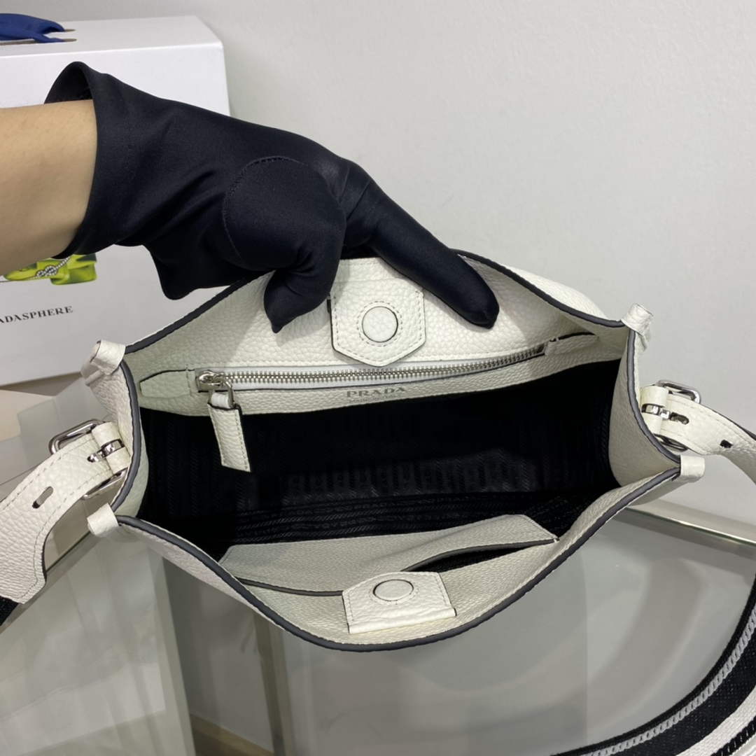 Prada Leather hobo bag 1BC073 white