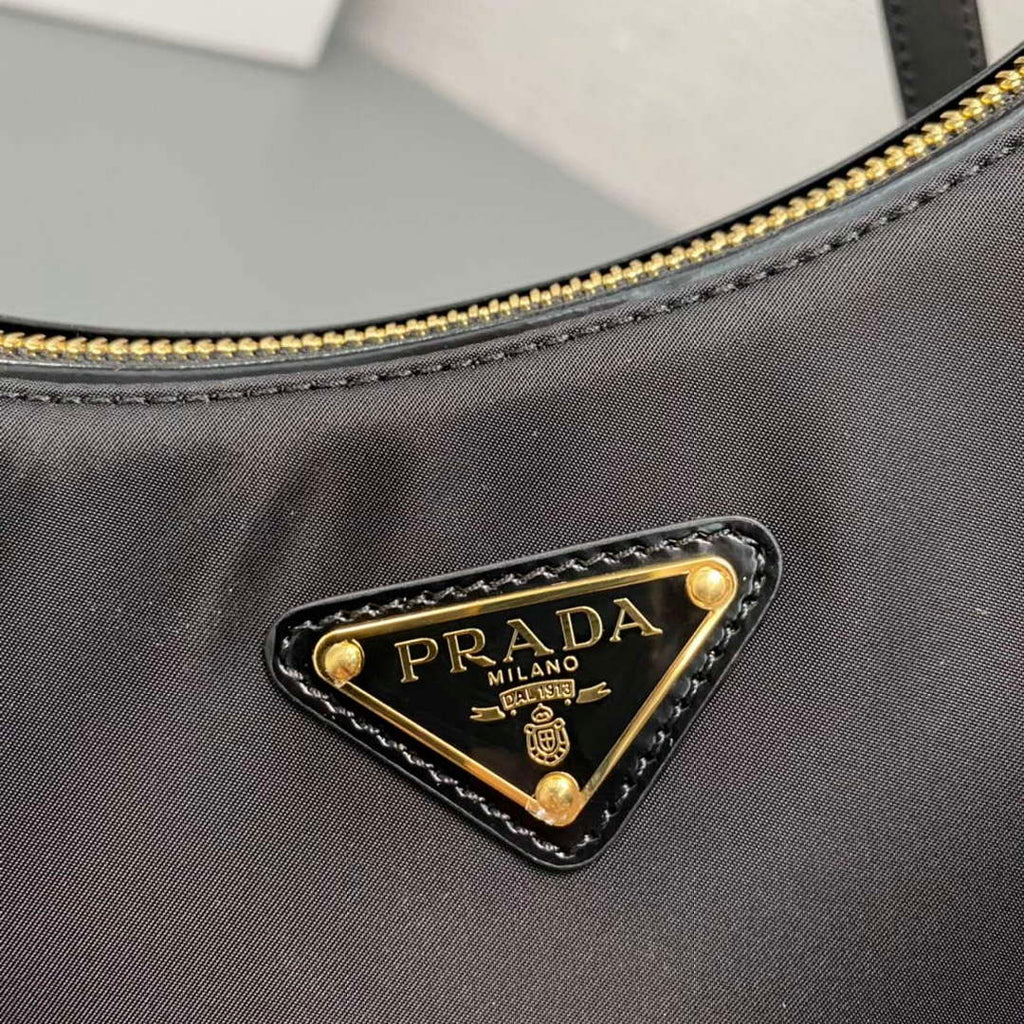 Prada 1BC194 Prada Arqu¨¦ Re-Nylon and Brushed Leather Shoulder Bag Black
