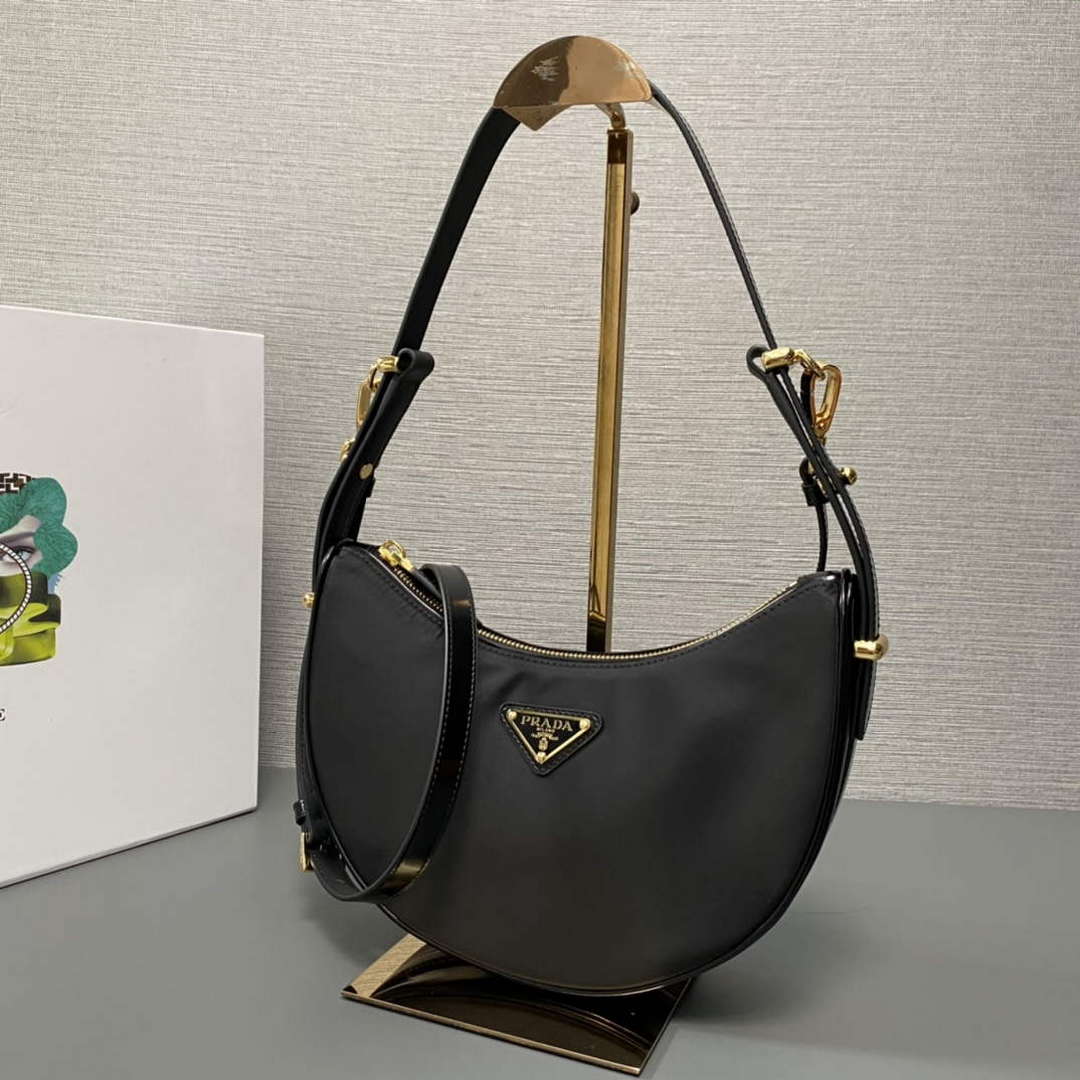 Prada 1BC194 Prada Arqu¨¦ Re-Nylon and Brushed Leather Shoulder Bag Black