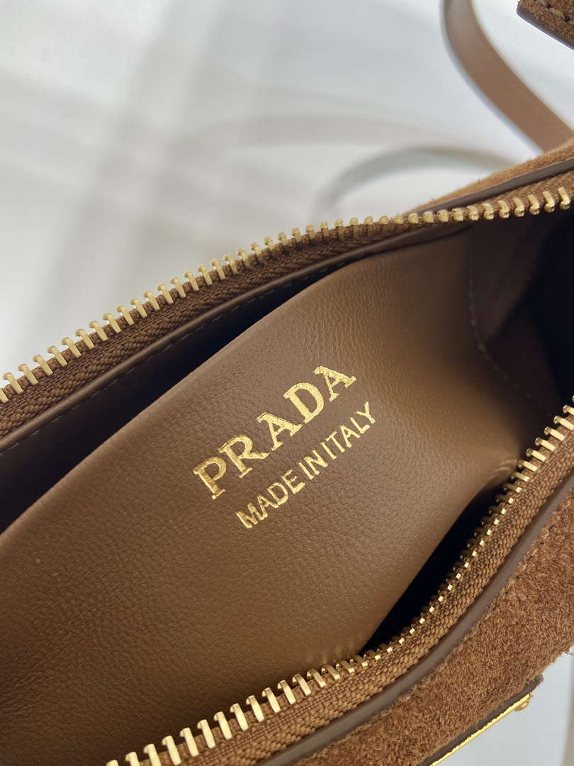 Prada 1BC194 Prada Arqu¨¦ suede leather shoulder bag Brown
