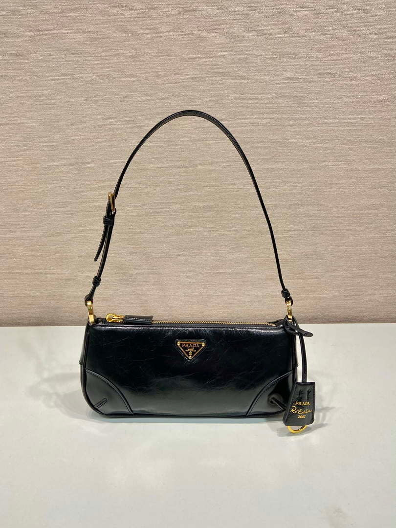 Prada 1BC201 Re-Edition 2002 small leather shoulder bag Black