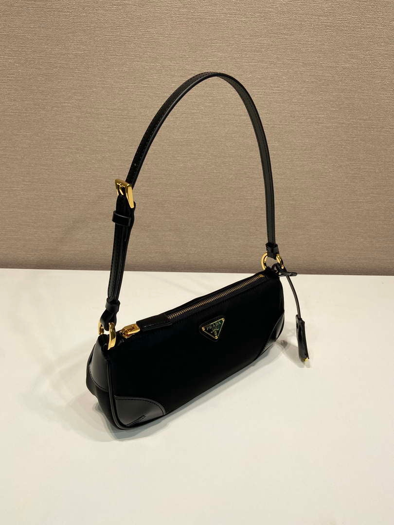 Prada 1BC201 Re-Edition 2002 small Re-nylon fabric shoulder bag Black