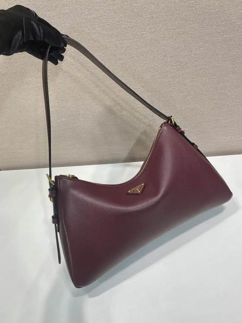 Prada 1BC228 Prada Aim¨¨e Large leather shoulder bag Wine Red