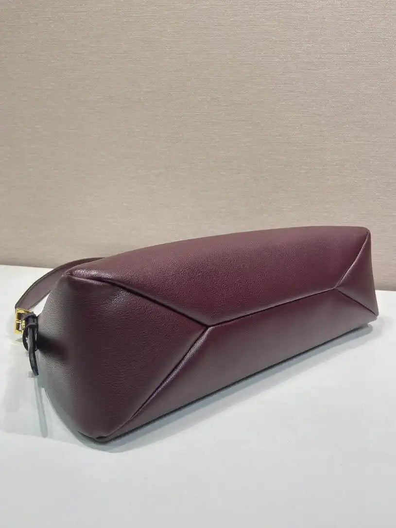 Prada 1BC228 Prada Aim¨¨e Large leather shoulder bag Wine Red