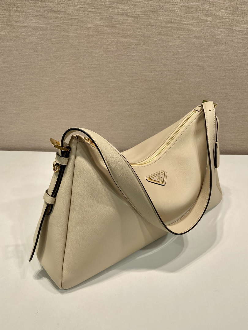 Prada 1BC228 Prada Aim¨¨e Large leather shoulder bag Sand