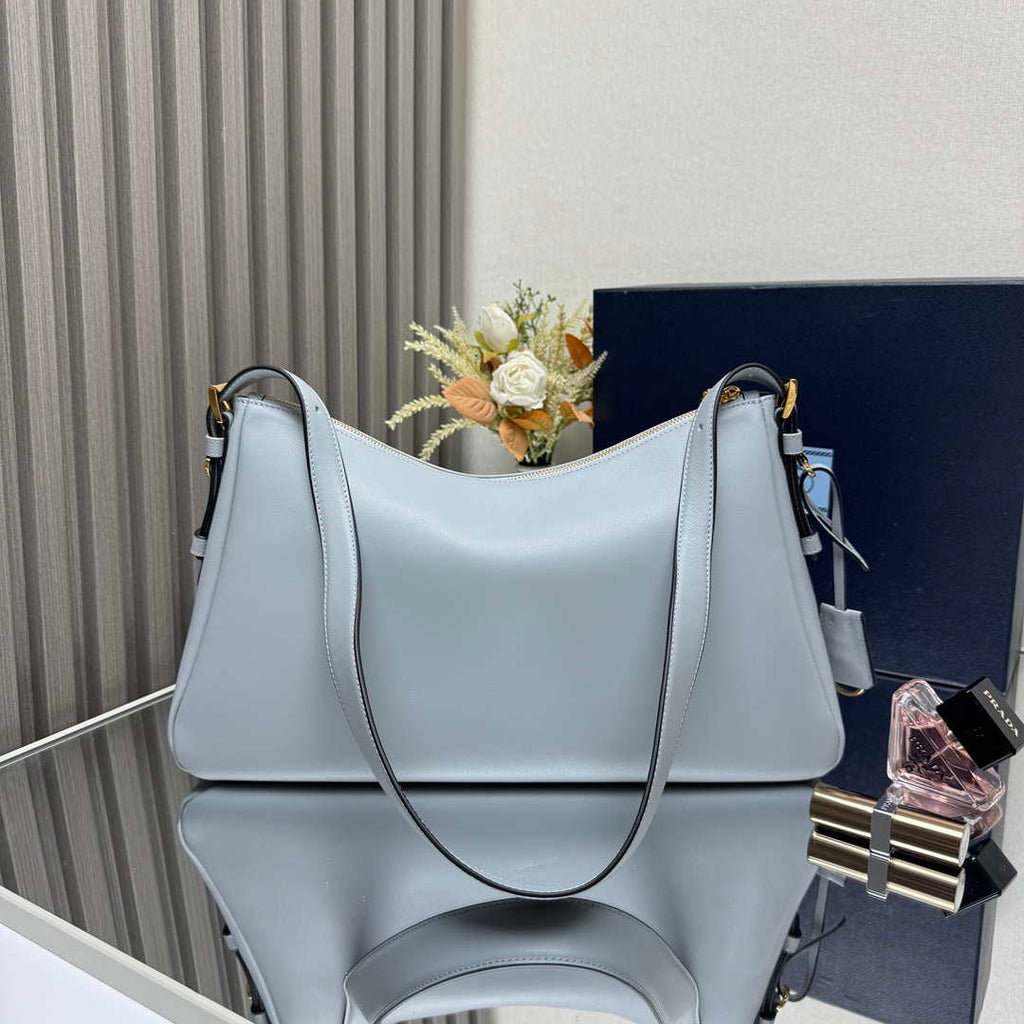 Prada 1BC228 Prada Aim¨¨e Large leather shoulder bag Light Blue