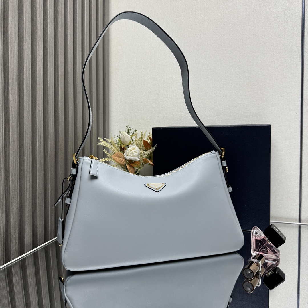 Prada 1BC228 Prada Aim¨¨e Large leather shoulder bag Light Blue