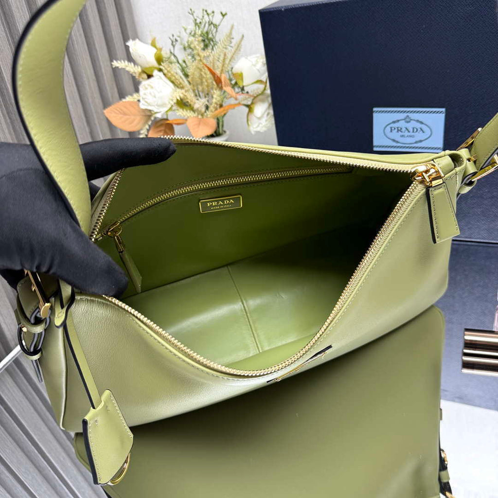 Prada 1BC228 Prada Aim¨¨e Large leather shoulder bag Light Green