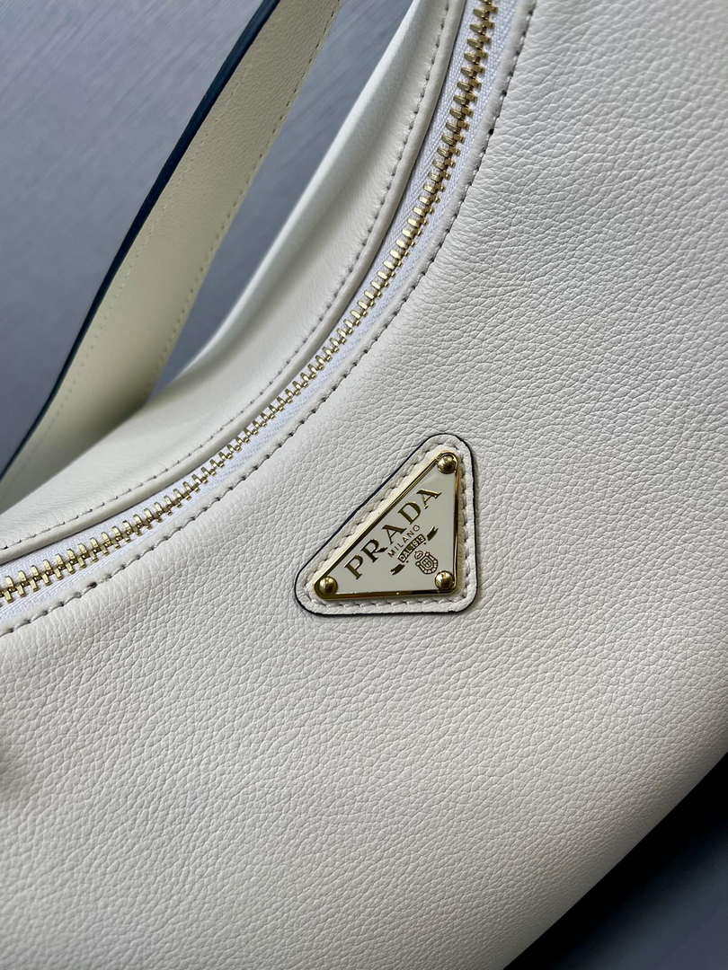 Prada 1BC228 Prada Aim¨¨e Large leather shoulder bag White