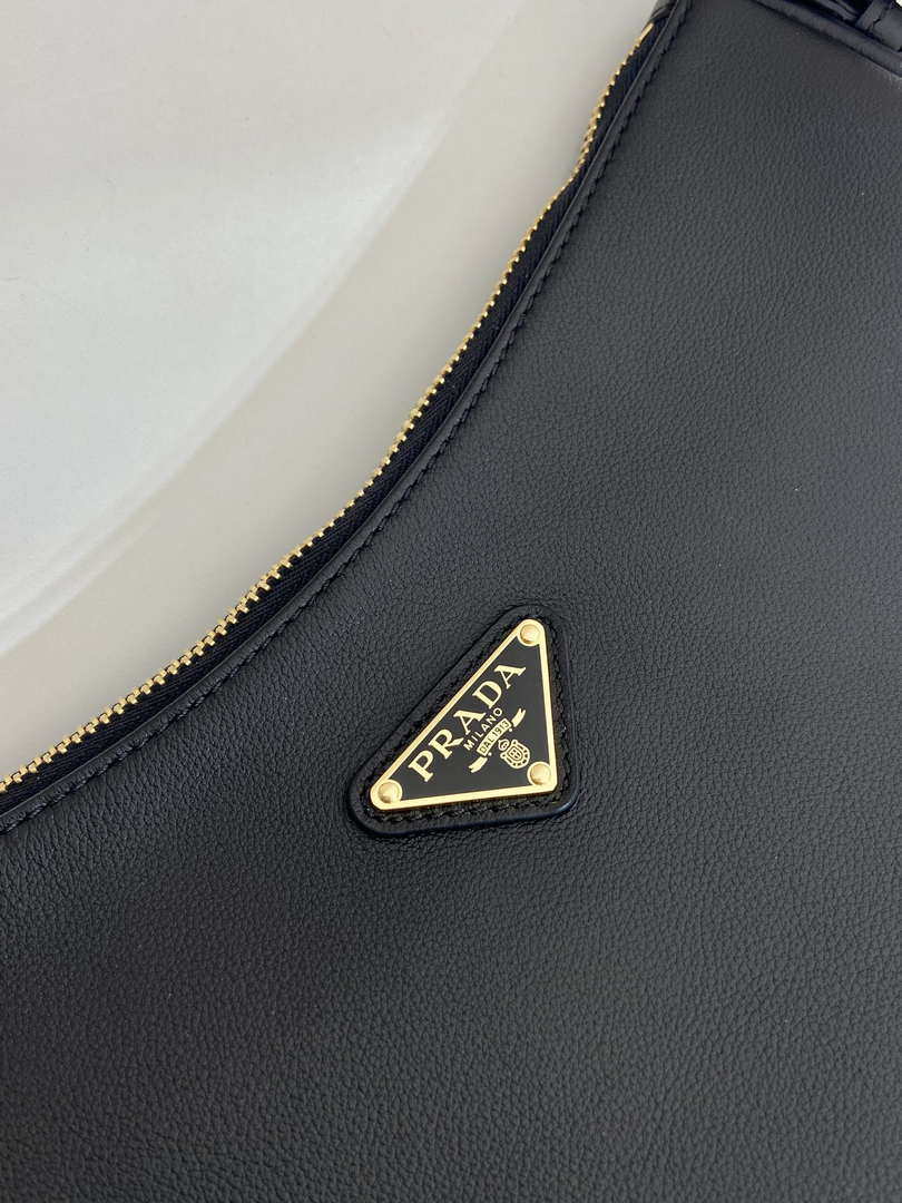 Prada 1BC229 Prada Aim¨¨e Medium leather shoulder bag Black