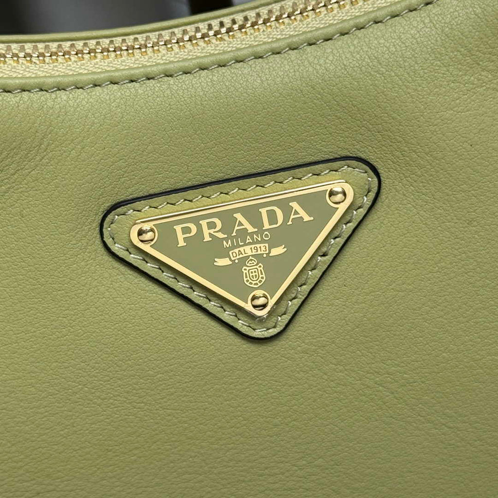 Prada 1BC229 Prada Aim¨¨e Medium leather shoulder bag Light Green