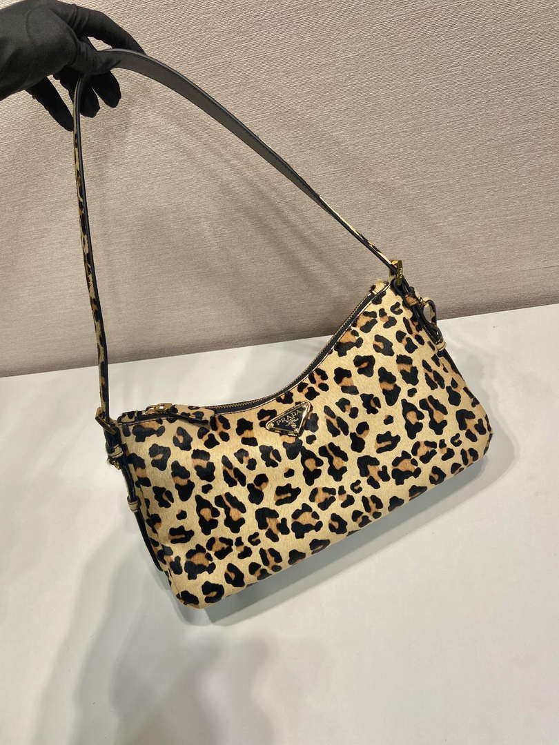 Prada 1BC229 Prada Aim¨¨e Medium printed Leopard leather shoulder bag