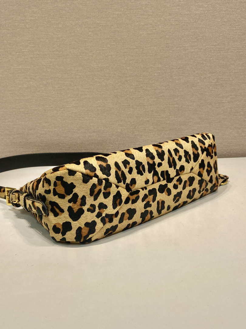 Prada 1BC229 Prada Aim¨¨e Medium printed Leopard leather shoulder bag