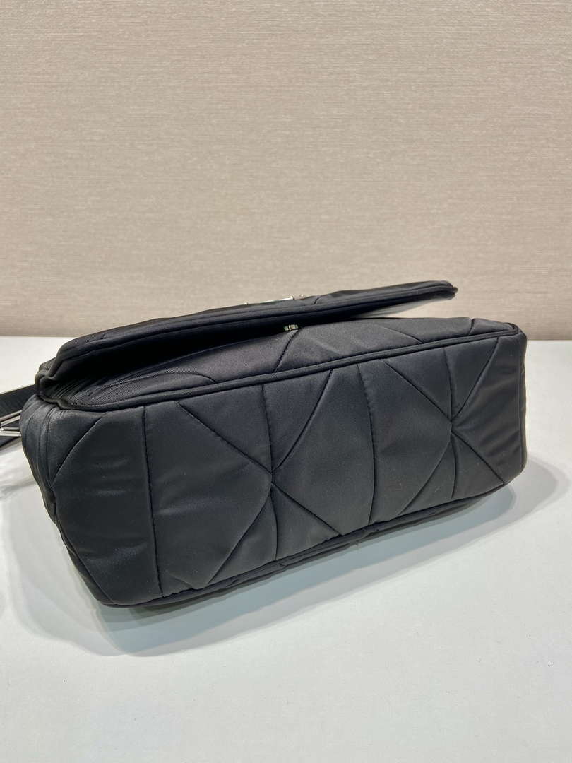 Prada 1BD290 Padded Re-Nylon shoulder bag Black - Default Title - View 5