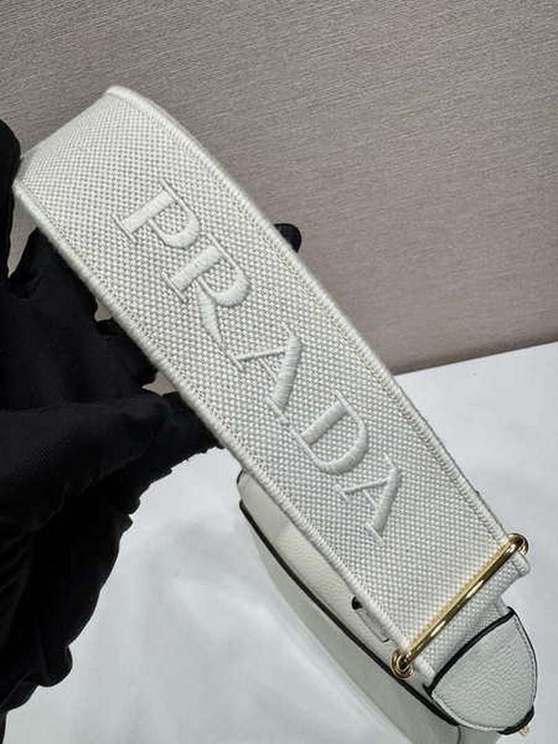 Prada 1BD314 Leather shoulder bag White