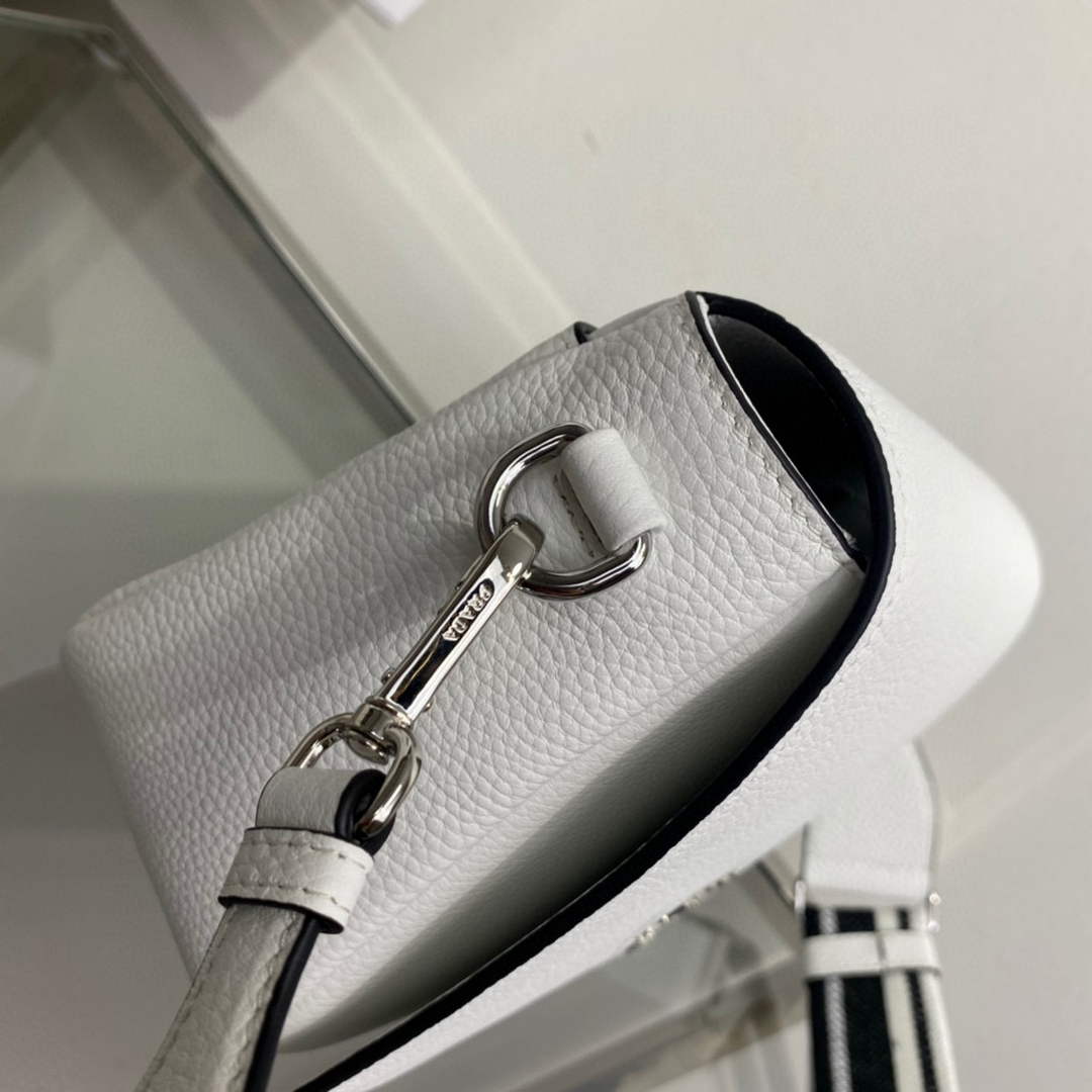 Prada 1BD314 Leather shoulder bag White - Default Title - View 5