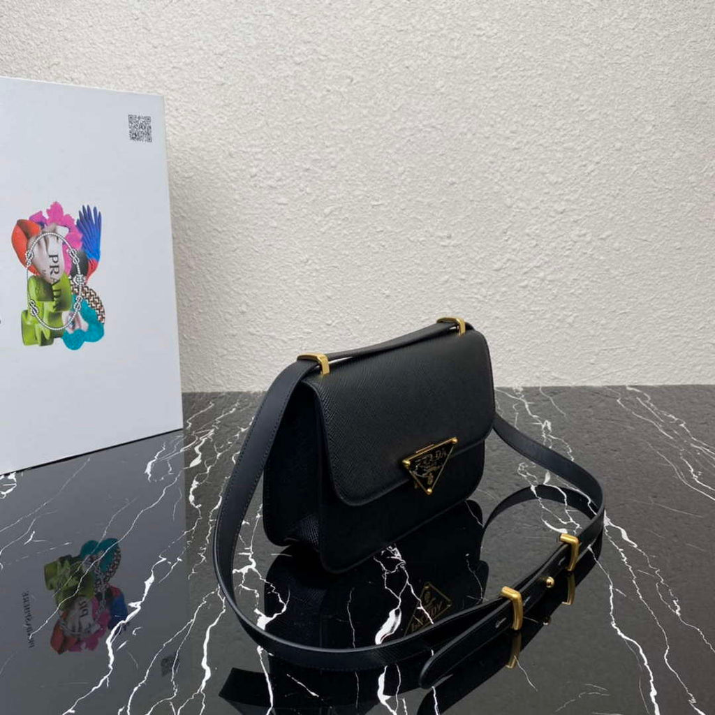 Prada 1BD320 Prada Embl¨¨me Saffiano Shoulder Bag Black