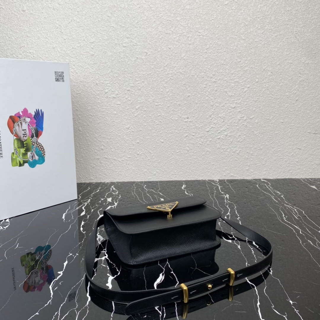 Prada 1BD320 Prada Embl¨¨me Saffiano Shoulder Bag Black