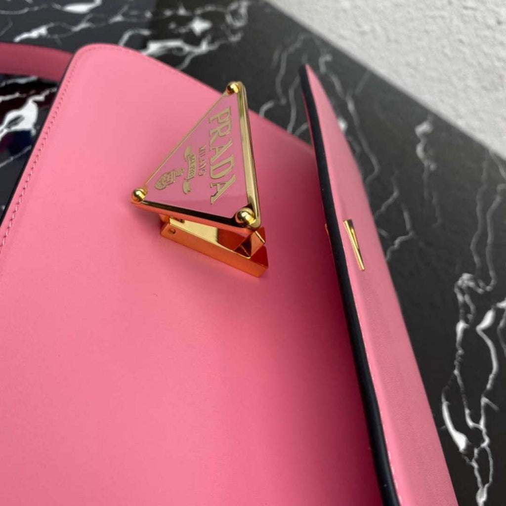 Prada 1BD320 Prada Embl¨¨me Saffiano Shoulder Bag Pink