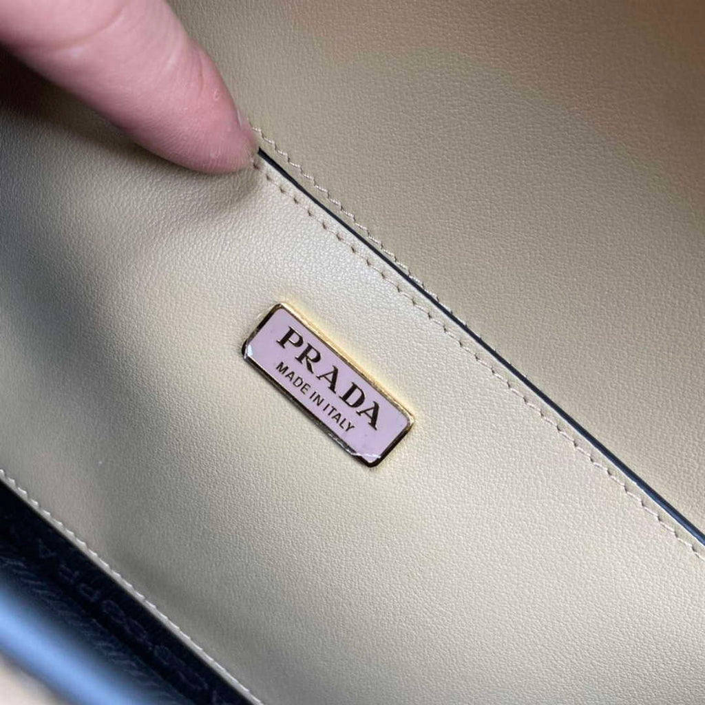 Prada 1BD320 Prada Embl¨¨me Saffiano Shoulder Bag Tan