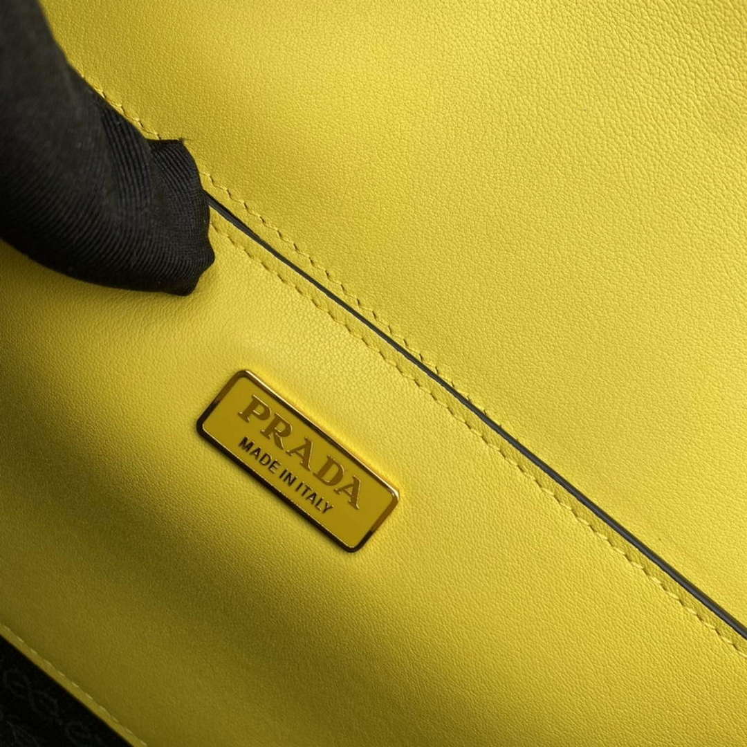 Prada 1BD320 Prada Embl¨¨me Saffiano Shoulder Bag Yellow
