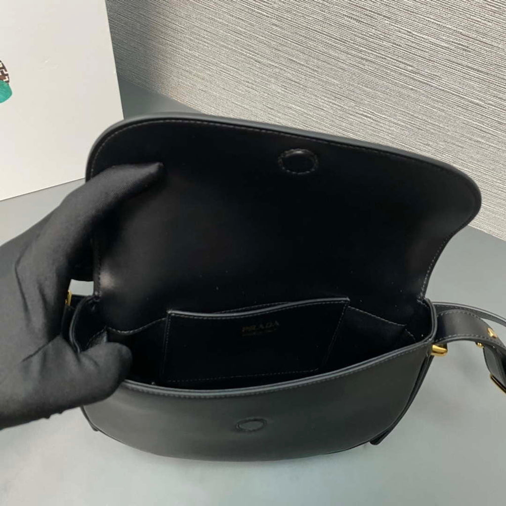 Prada 1BD365 Leather shoulder bag Black