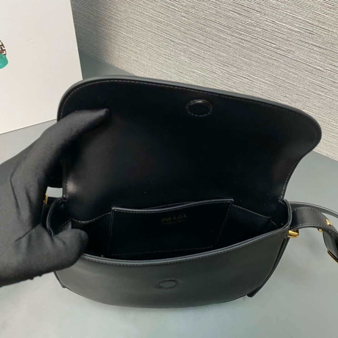 Prada 1BD365 Leather shoulder bag Black - Default Title - View 7
