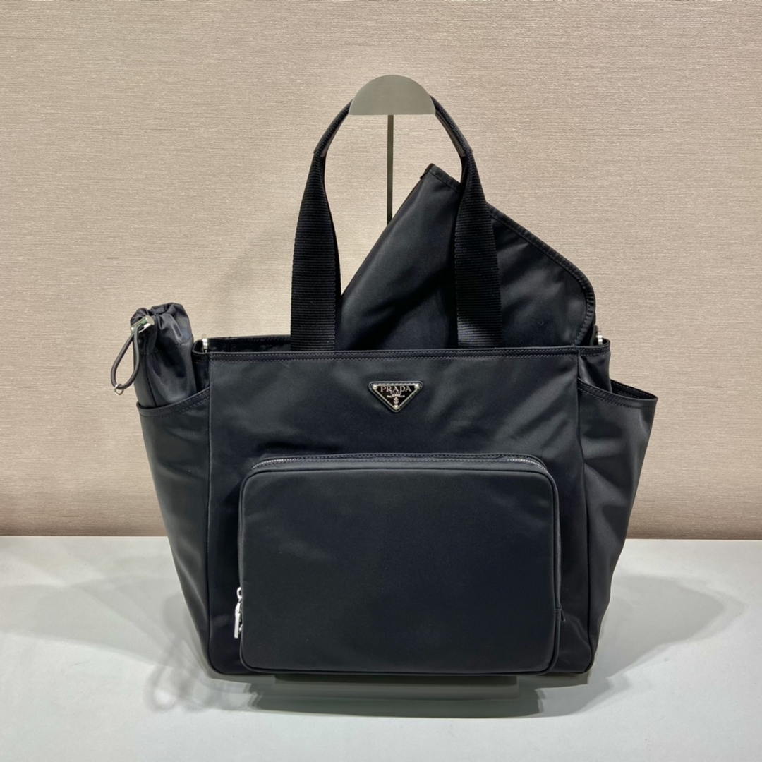 Prada  1BG102_RV44_F0002_V_OOO Re-Nylon baby bag Black