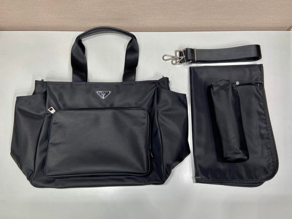 Prada  1BG102_RV44_F0002_V_OOO Re-Nylon baby bag Black