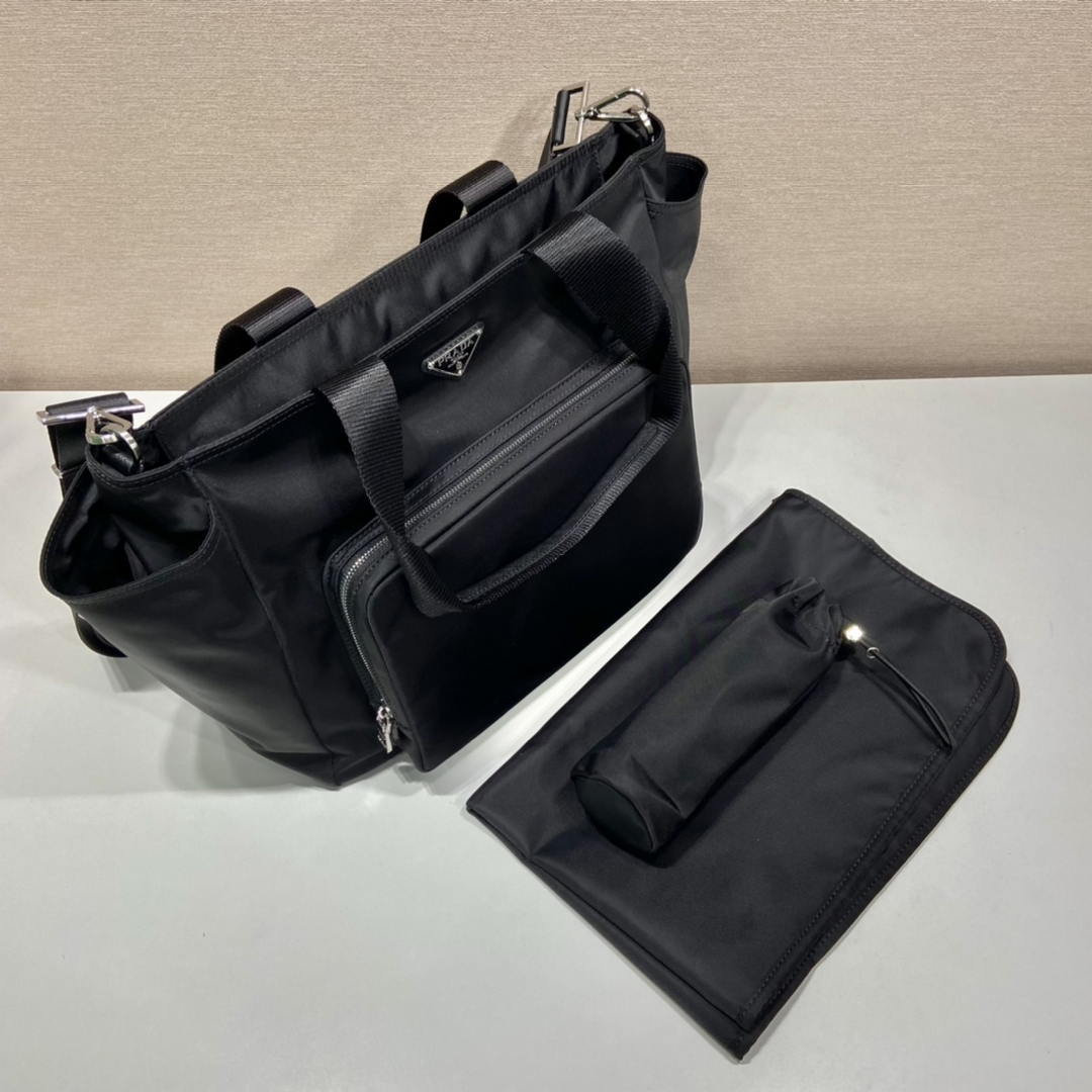 Prada  1BG102_RV44_F0002_V_OOO Re-Nylon baby bag Black