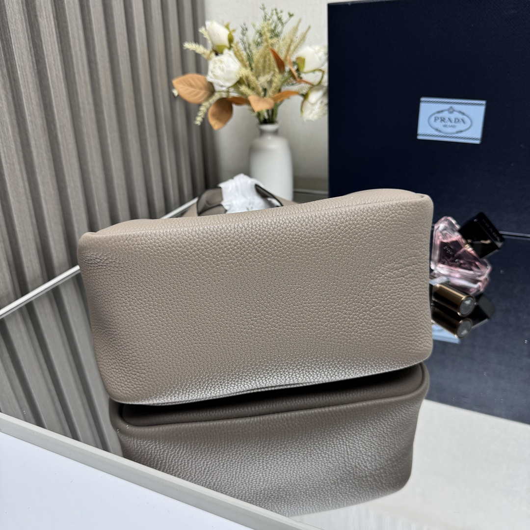 Prada 1BG335 Tote Leather Bucket Handbag Gray