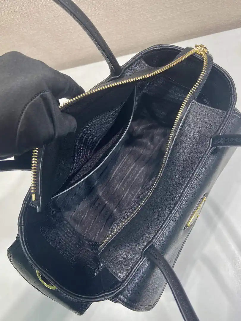 Prada Explore medium nappa leather tote bag 1BG596 Black