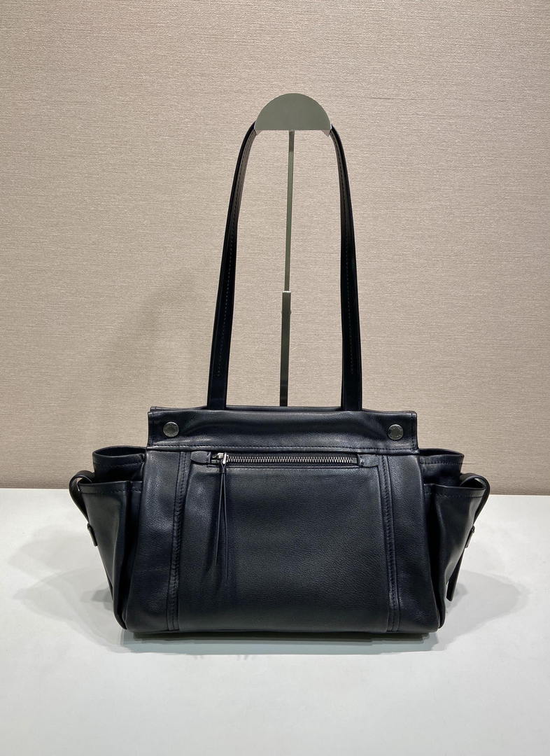 Prada 1BG645 Route medium leather tote bag Black