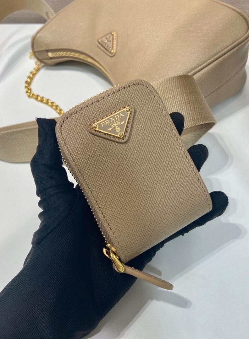 Prada Re-Edition 2005 Saffiano leather Bag 1BH204 in Apricot