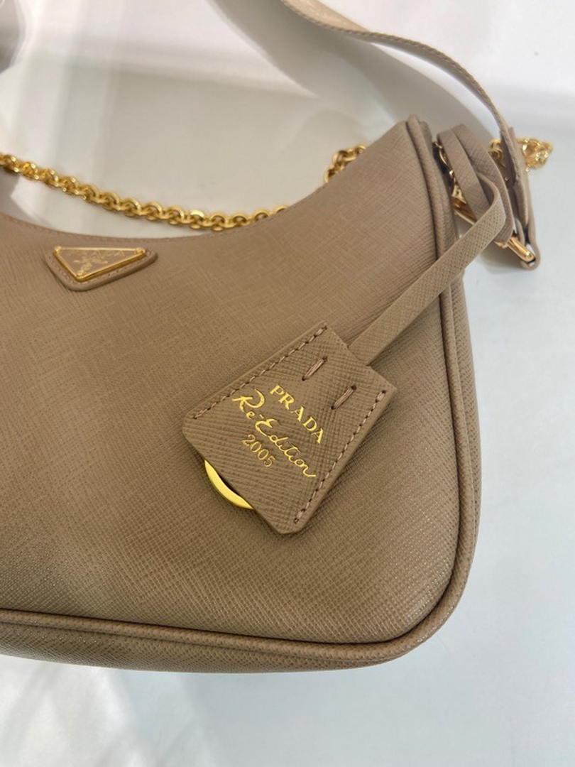 Prada Re-Edition 2005 Saffiano leather Bag 1BH204 in Apricot
