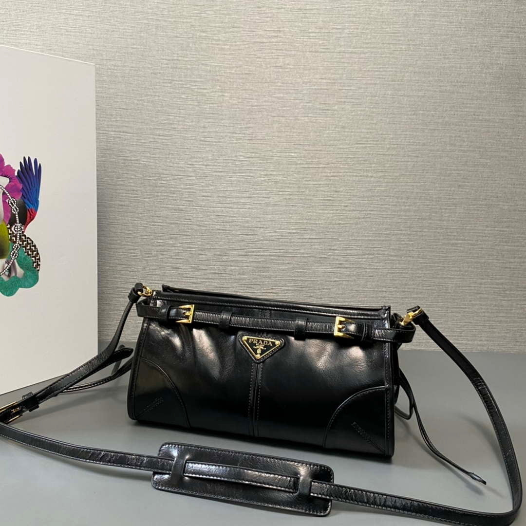 Prada 1BH215 LusSolf leather shoulder bag Black