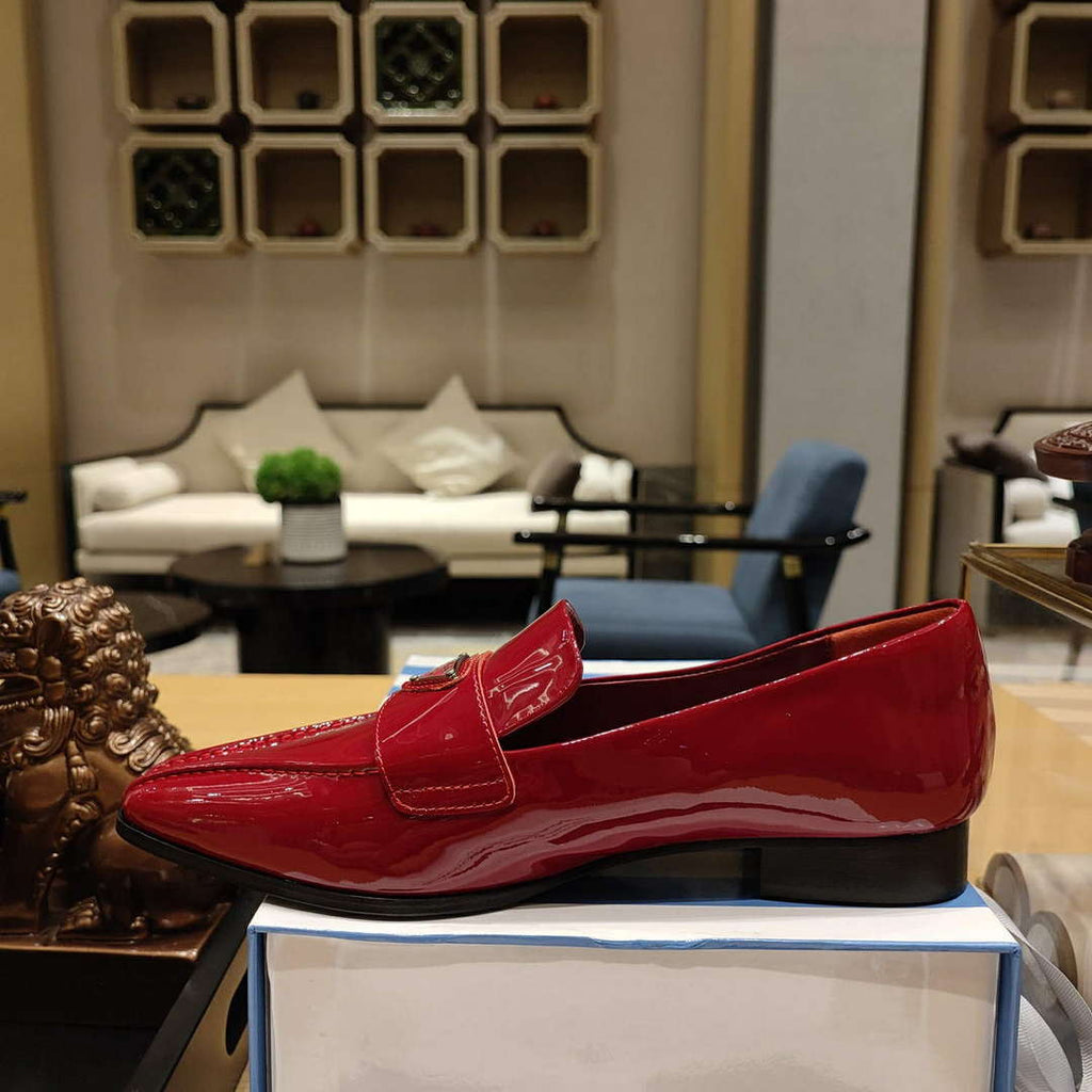 Prada 1D193N Patent Leather Loafers P67321