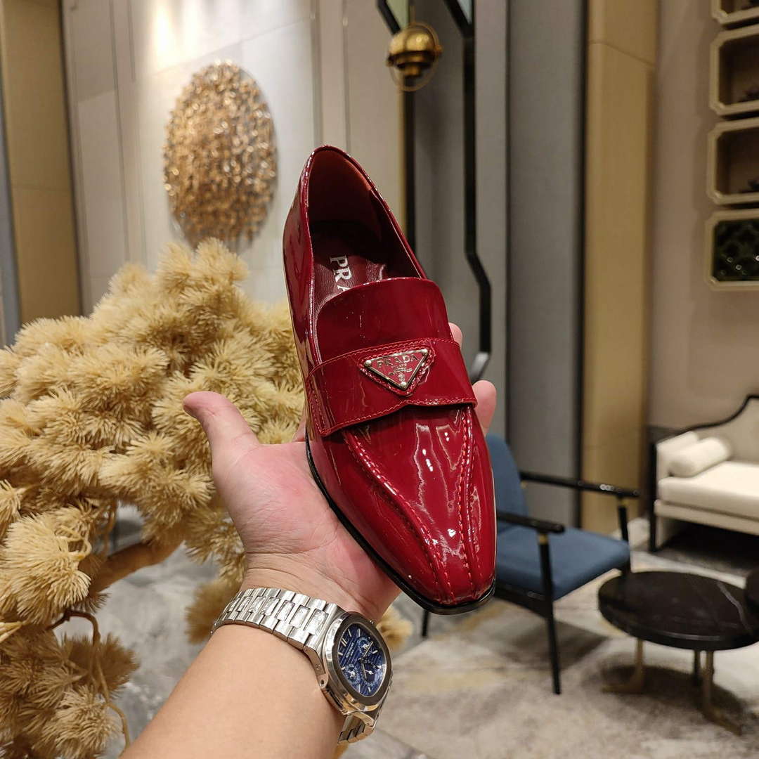 Prada 1D193N Patent Leather Loafers P67321