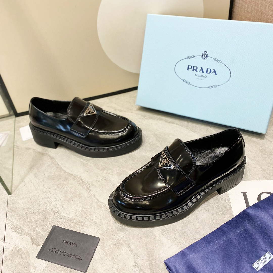 Prada 1D246M Chocolate brushed leather loafers P91182