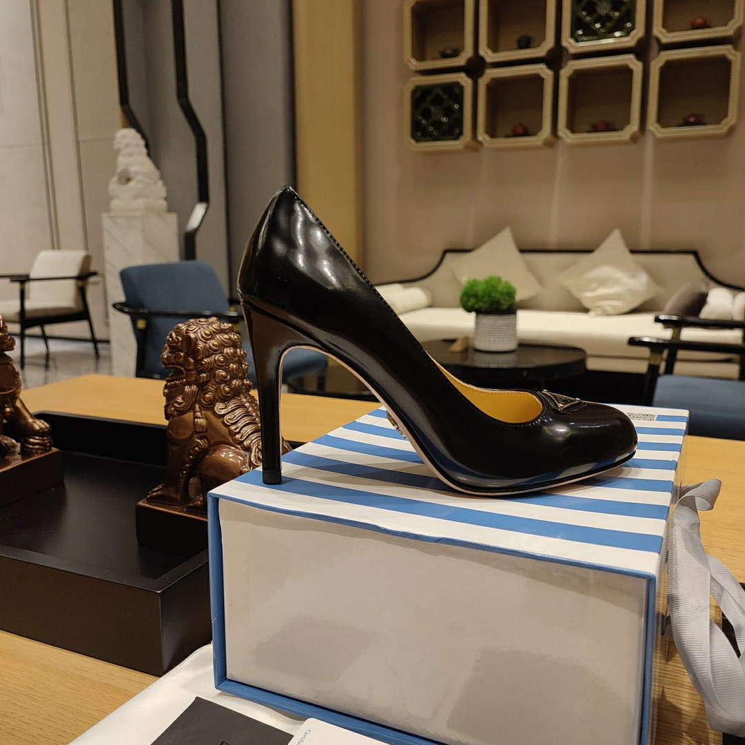 Prada 1D263N Patent Leather Pumps 95 mm Heel P67331