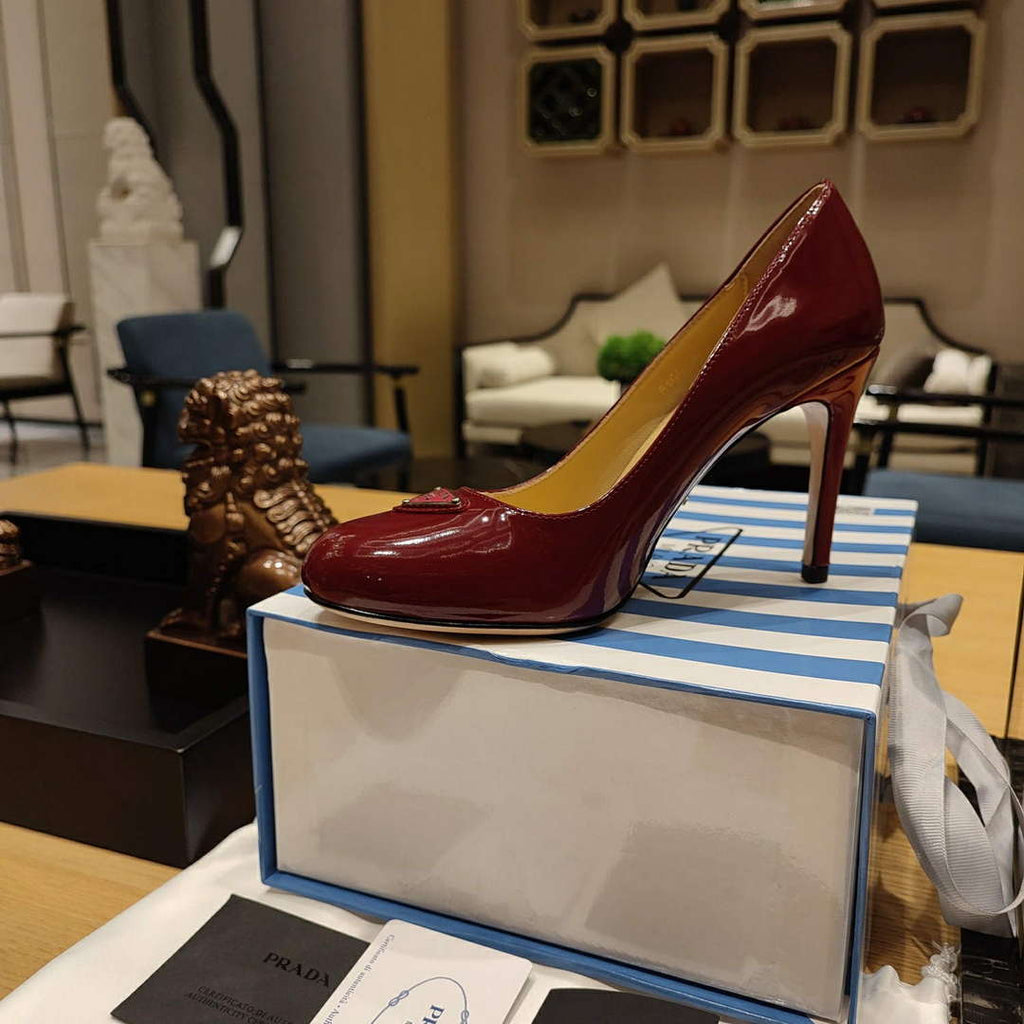 Prada 1D263N Patent Leather Pumps 95 mm Heel P67332