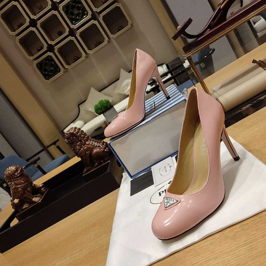 Prada 1D263N Patent Leather Pumps 95 mm Heel P67334