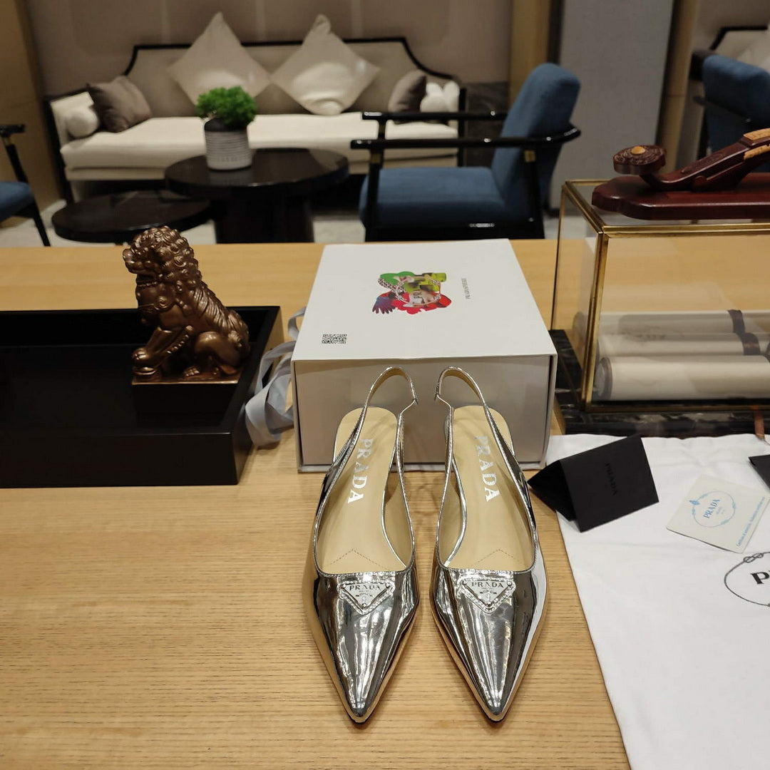 Prada 1I153N Patent-leather slingback pumps P78567