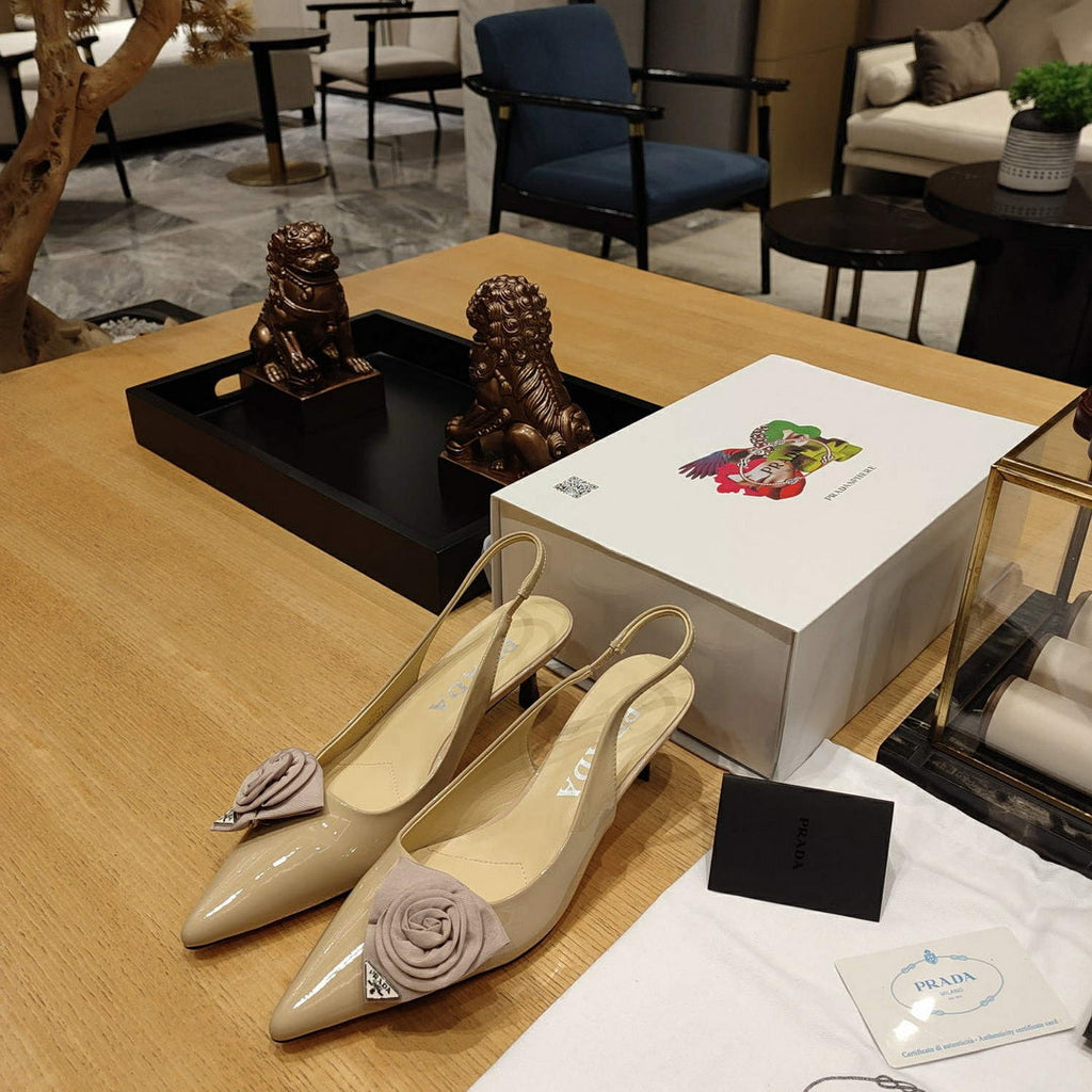 Prada 1I174N flower-appliqu¨¦ slingback pumps P78558
